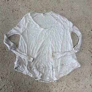 Free People Women's Ivory Oversized V-Neck Waffle Knit Sweater M